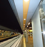 帯広駅ホームLED照明