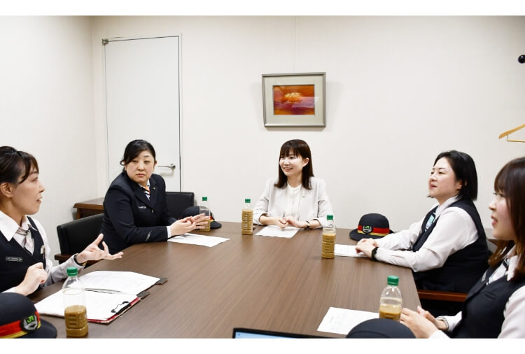 座談会の様子