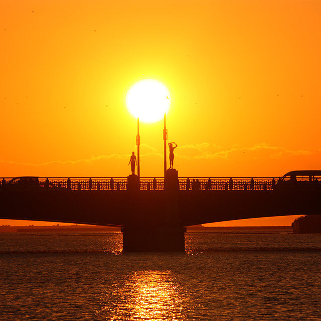 Nusamai Bridge (Top 3 sunset in the world)